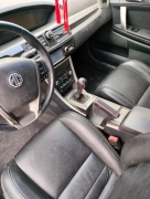 2013年9月上牌，名爵6手动挡高配